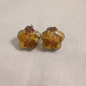 Vintage Sterling Silver Real Set Flowers In Lucite Bezel Set Widow Stud Earrings